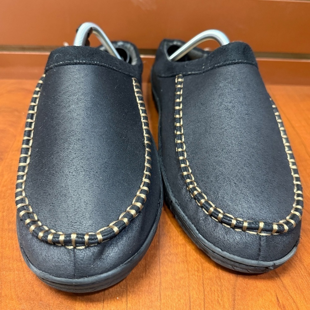 Signature by Levi Strauss Black Slip-On Shoes